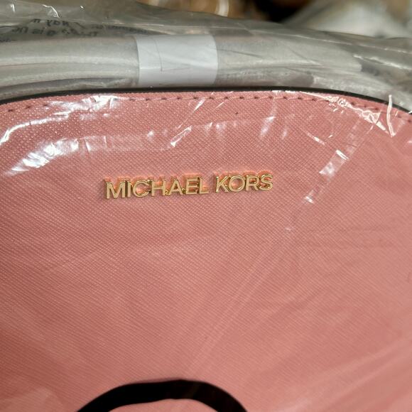 MICHAEL KORS Jet Set Travel Medium Saffiano Leather Crossbody Bag Primrose NWT - Picture 7 of 8